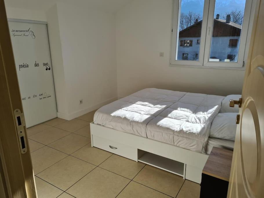 Appartement - Cluses Kültér fotó
